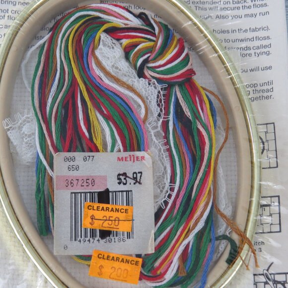 Vtg The New Berlin Co. Counted Cross Stitch Kit Christmas Santa Embroidery 30186 - Picture 7 of 11